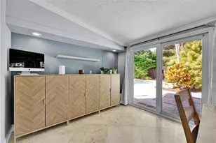 189 SE 2nd Ave, Pompano Beach, FL 33060 - Photo 13