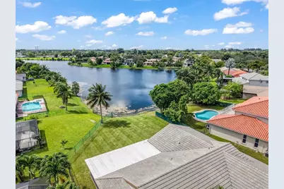 15600  Huntridge Rd, Davie, FL 33331 - Photo 1