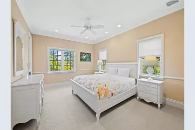 625  Isle Of Palms Dr, Fort Lauderdale, FL 33301 - Photo 47