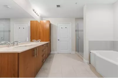 1945 S Ocean Dr, Unit #509, Hallandale Beach, FL 33009 - Photo 17