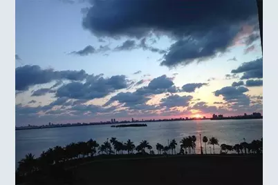 1900 N Bayshore Dr, Unit #2609, Miami, FL 33132 - Photo 3