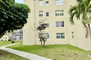 1810 N Lauderdale Ave, North Lauderdale, FL 33068 - Photo 35