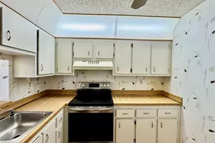 1810 N Lauderdale Ave, North Lauderdale, FL 33068 - Photo 11