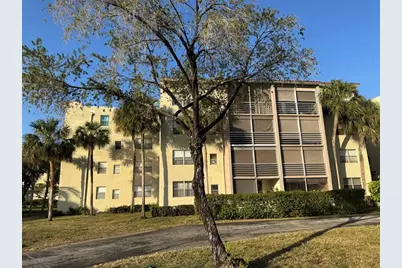 1810 N Lauderdale Ave, Unit #2210, North Lauderdale, FL 33068 - Photo 1