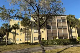 1810 N Lauderdale Ave, North Lauderdale, FL 33068 - Photo 1