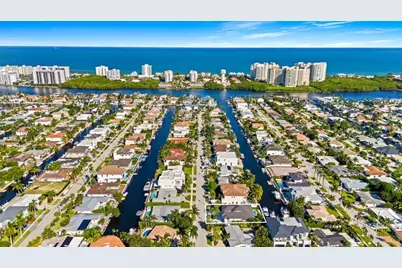 710 NE 69th Street, Boca Raton, FL 33487 - Photo 23