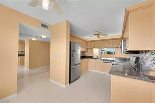 2603 NW 103rd Ave, Sunrise, FL 33322 - Photo 3