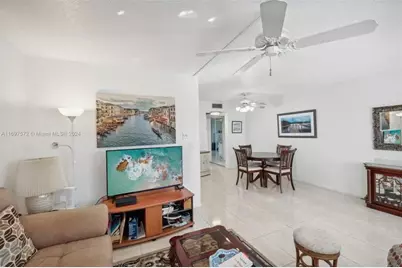 3014  Oakridge A, Unit #3014, Deerfield Beach, FL 33442 - Photo 5