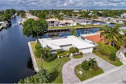 5601  Bayview Dr, Fort Lauderdale, FL 33308 - Photo 23