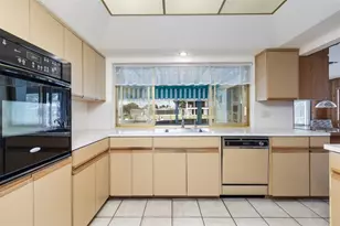 5601 Bayview Dr, Fort Lauderdale, FL 33308 - Photo 65