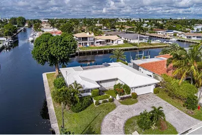 5601  Bayview Dr, Fort Lauderdale, FL 33308 - Photo 3