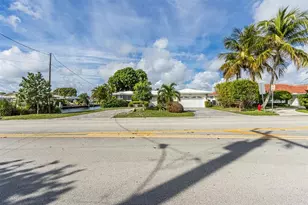 5601 Bayview Dr, Fort Lauderdale, FL 33308 - Photo 33