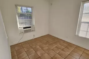 1100 NE 12th Ave, Fort Lauderdale, FL 33304 - Photo 17