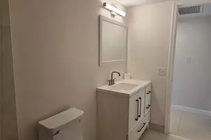 505 NE 20th Ave, Deerfield Beach, FL 33441 - Photo 15