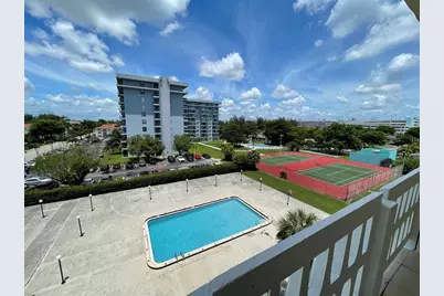 15600 NW 7th Ave, Unit #518, Miami, FL 33169 - Photo 13