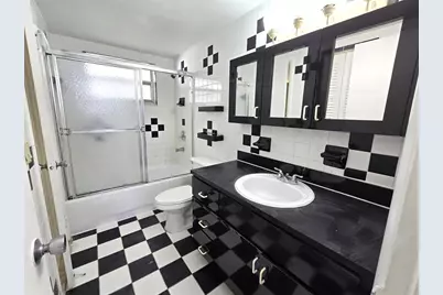 15600 NW 7th Ave, Unit #518, Miami, FL 33169 - Photo 9