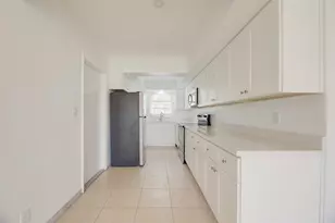 1017 NW 30th Ct, Wilton Manors, FL 33311 - Photo 3