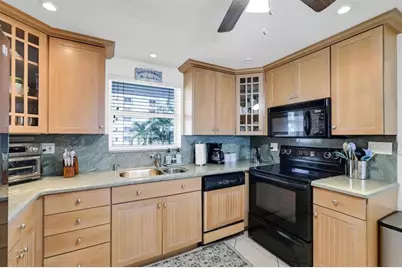 1051  Hillsboro Mile, Unit #206E, Hillsboro Beach, FL 33062 - Photo 9