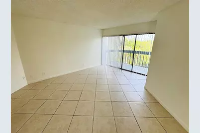 2000 N Congress Ave, Unit #402, West Palm Beach, FL 33401 - Photo 5
