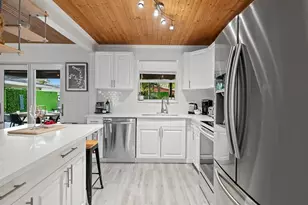 1813 SW 10th Ct, Fort Lauderdale, FL 33312 - Photo 9