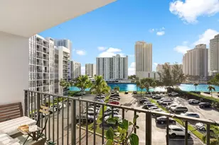 800 Parkview Dr, Hallandale Beach, FL 33009 - Photo 17