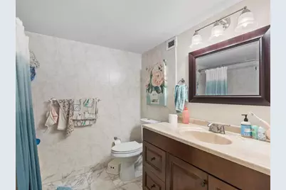 800  Parkview Dr, Unit #528, Hallandale Beach, FL 33009 - Photo 13