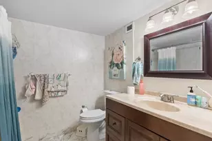 800 Parkview Dr, Hallandale Beach, FL 33009 - Photo 13