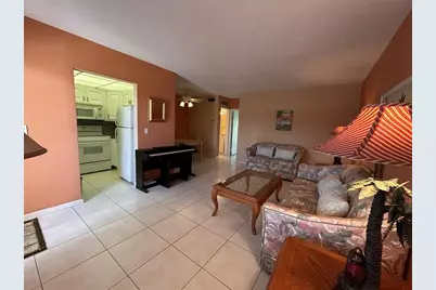 2050 NE 39th St, Unit #207, Lighthouse Point, FL 33064 - Photo 1