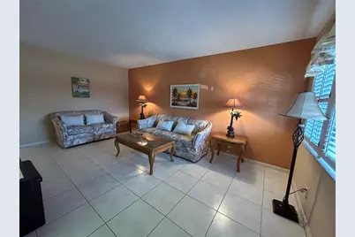 2050 NE 39th St, Unit #207, Lighthouse Point, FL 33064 - Photo 3