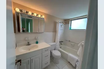 2050 NE 39th St, Unit #207, Lighthouse Point, FL 33064 - Photo 7