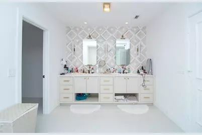 8208  Twin Lake Drive, Boca Raton, FL 33496 - Photo 13