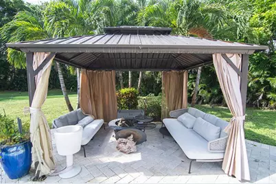 8208  Twin Lake Drive, Boca Raton, FL 33496 - Photo 41