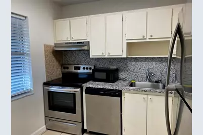 7807  Golf Circle Dr, Unit #306, Margate, FL 33063 - Photo 17