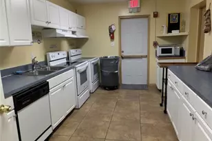 7807 Golf Cir Dr, Margate, FL 33063 - Photo 29