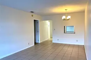 7807 Golf Cir Dr, Margate, FL 33063 - Photo 5