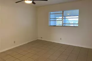 7807 Golf Cir Dr, Margate, FL 33063 - Photo 11