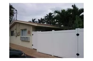 612 NE 29th Dr, Wilton Manors, FL 33334 - Photo 1