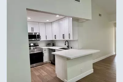 84  Centennial Ct, Deerfield Beach, FL 33442 - Photo 9