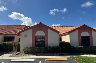 84 Centennial Ct, Deerfield Beach, FL 33442 - Photo 1