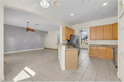 1038 SW Fisherman Ave, Port Saint Lucie, FL 34953 - Photo 9