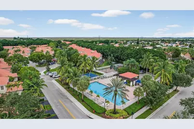 1291  Sorrento Dr, Unit #1291, Weston, FL 33326 - Photo 59