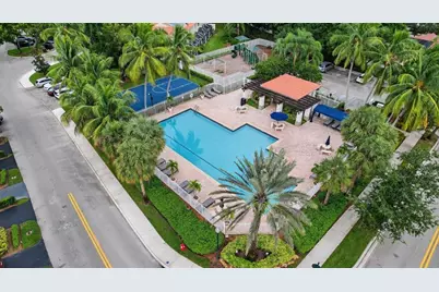 1291  Sorrento Dr, Unit #1291, Weston, FL 33326 - Photo 49