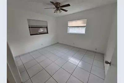 5204 NW 15th Ct, Lauderhill, FL 33313 - Photo 15