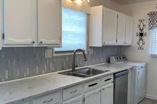 5921 NE 5th Ave, Oakland Park, FL 33334 - Photo 31