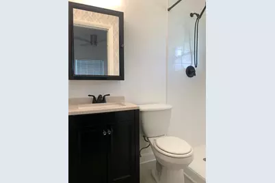 5921 NE 5th Ave, Oakland Park, FL 33334 - Photo 23