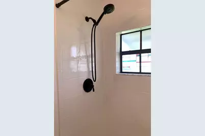 5921 NE 5th Ave, Oakland Park, FL 33334 - Photo 21