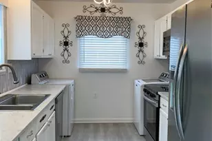 5921 NE 5th Ave, Oakland Park, FL 33334 - Photo 29