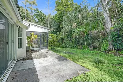 3564  Sanctuary Dr, Coral Springs, FL 33065 - Photo 27