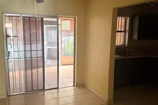 6518 SW 41st St, Davie, FL 33314 - Photo 7