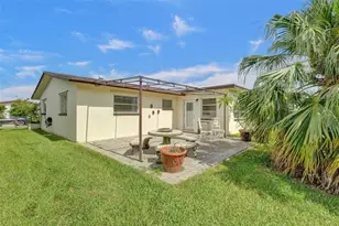 4712 NW 41st Ave, Tamarac, FL 33319 - Photo 35